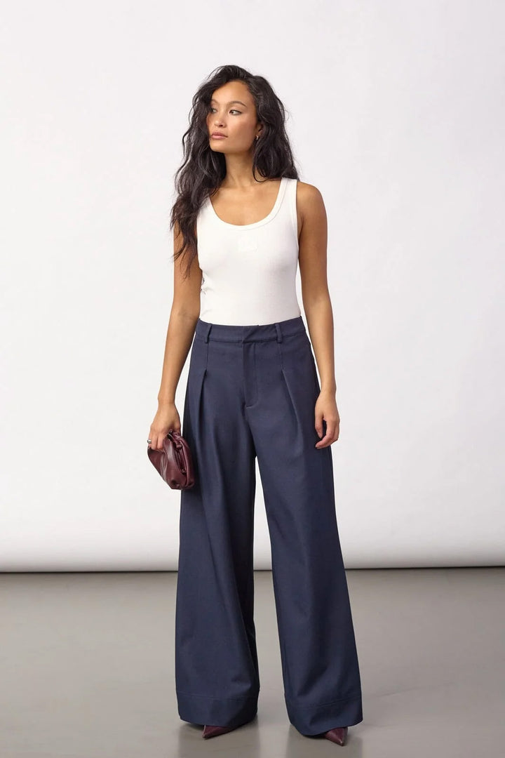 LunaCC Pleat Pant - Navy