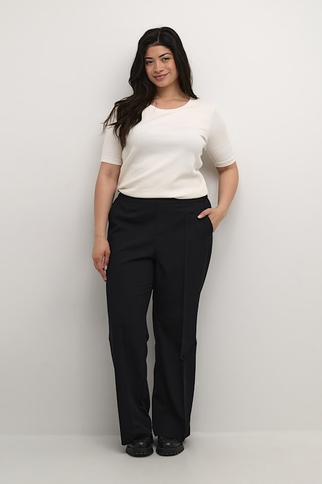 KCsakira Flared Pants - Black Deep