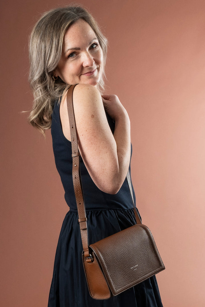 Sonti Crossbody Leather Bag - Cognac