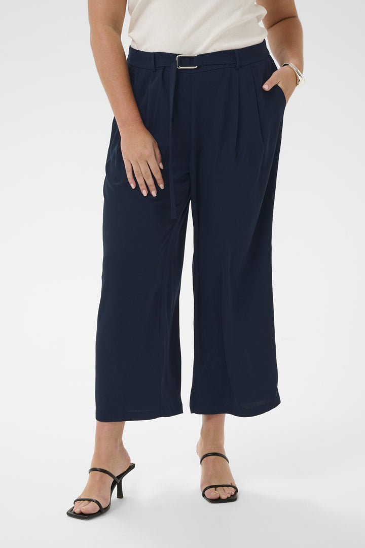 KCilia Cropped Pants - Midnight Marine