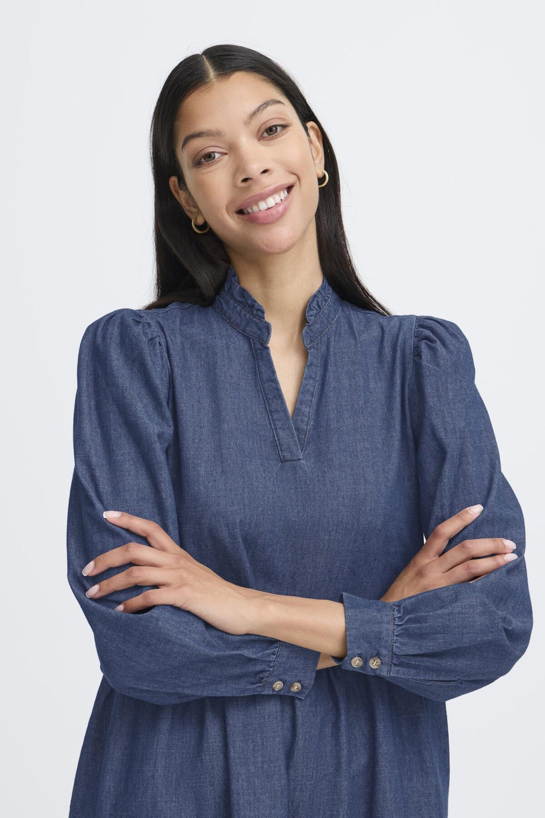 BYXKANTI VNECK DRESS - Mid Blue Denim