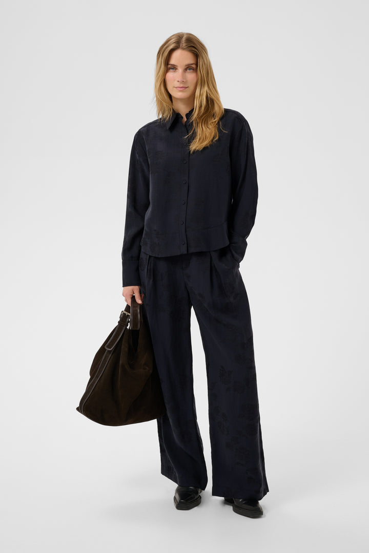 Carolla Shirt - Dark Navy Flower Jaquard