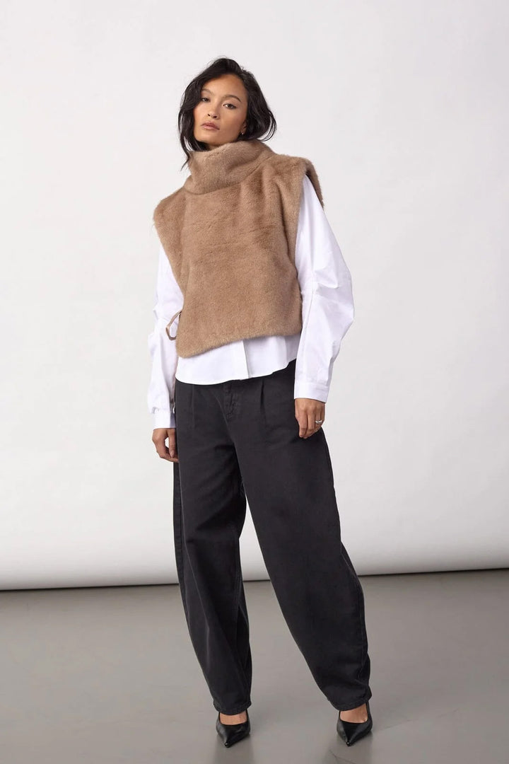 FeraCC Faux Collar - Camel