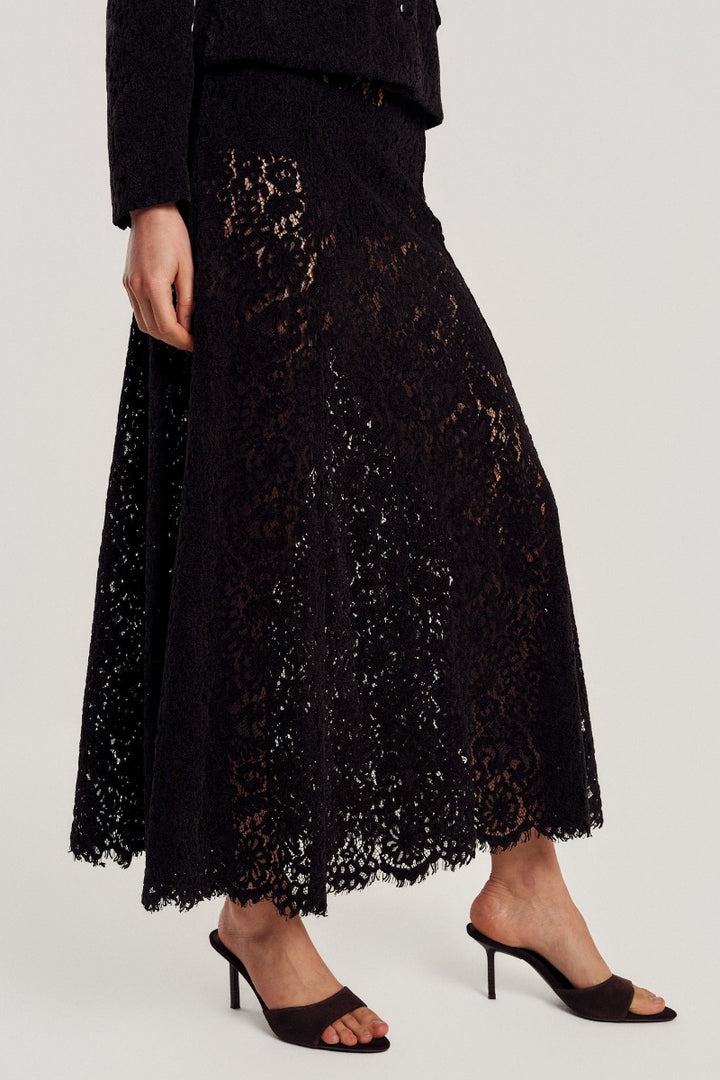 Lace Velvet Skirt - Black
