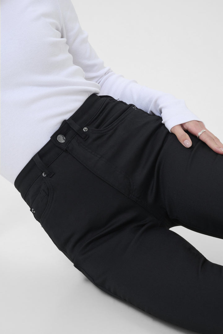 KAwillow HighWaist Slim Fit Jeans - Black deep