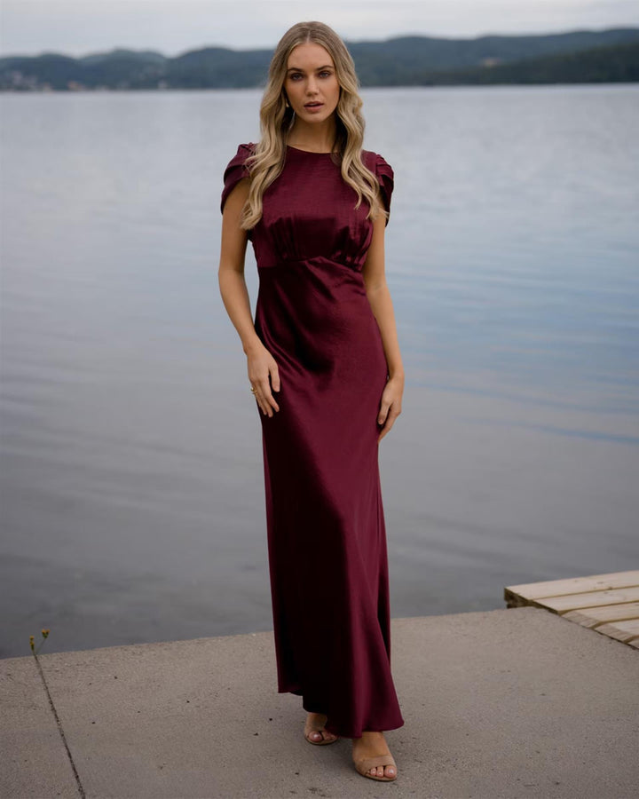 Amaris Heavy Satin Maxidress -  Deep Cherry