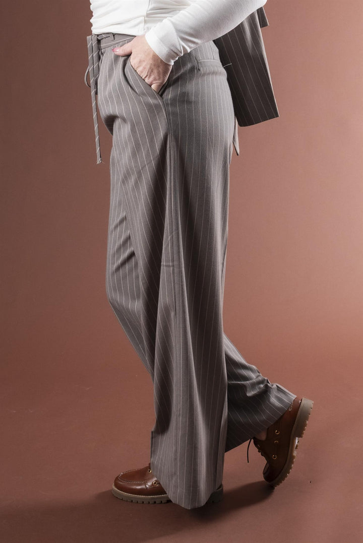 KAmeril Wide Pants - Beige Pinstripe