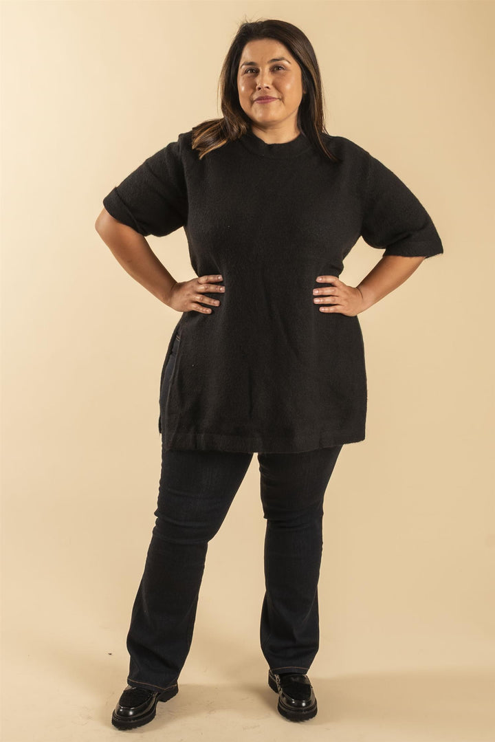 KCniela Pullover - Black