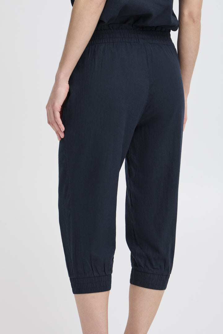BYFALAKKA CAPRI PANTS - Copenhagen Night