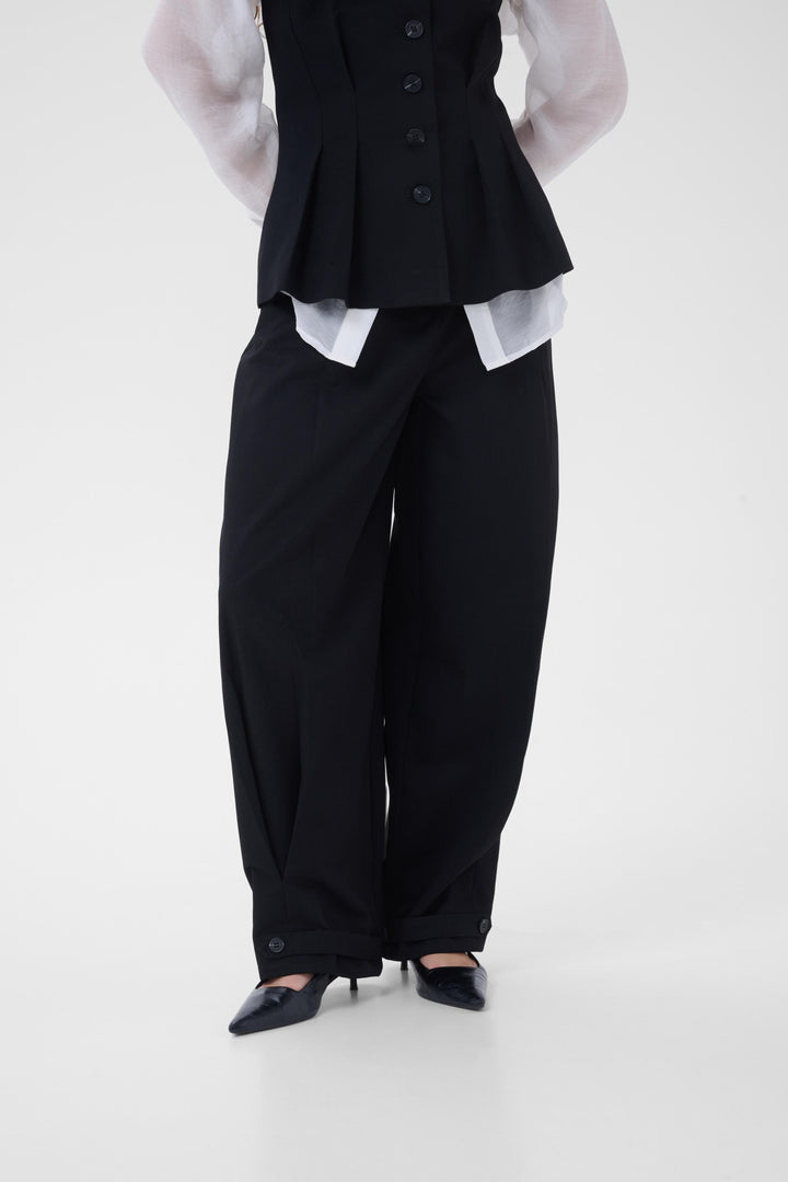 Evelina Barrel Pants - Black