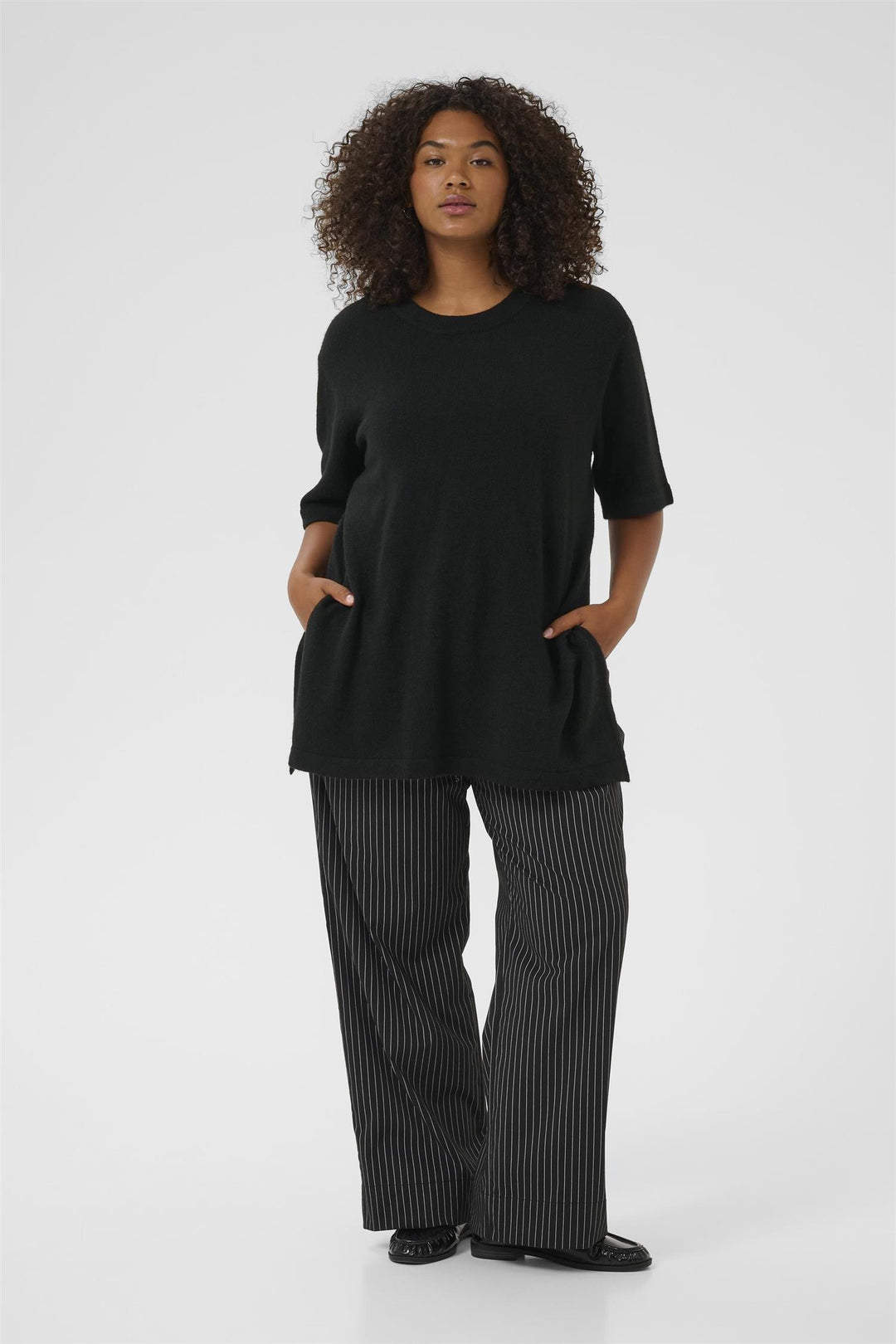 KCniela Pullover - Black