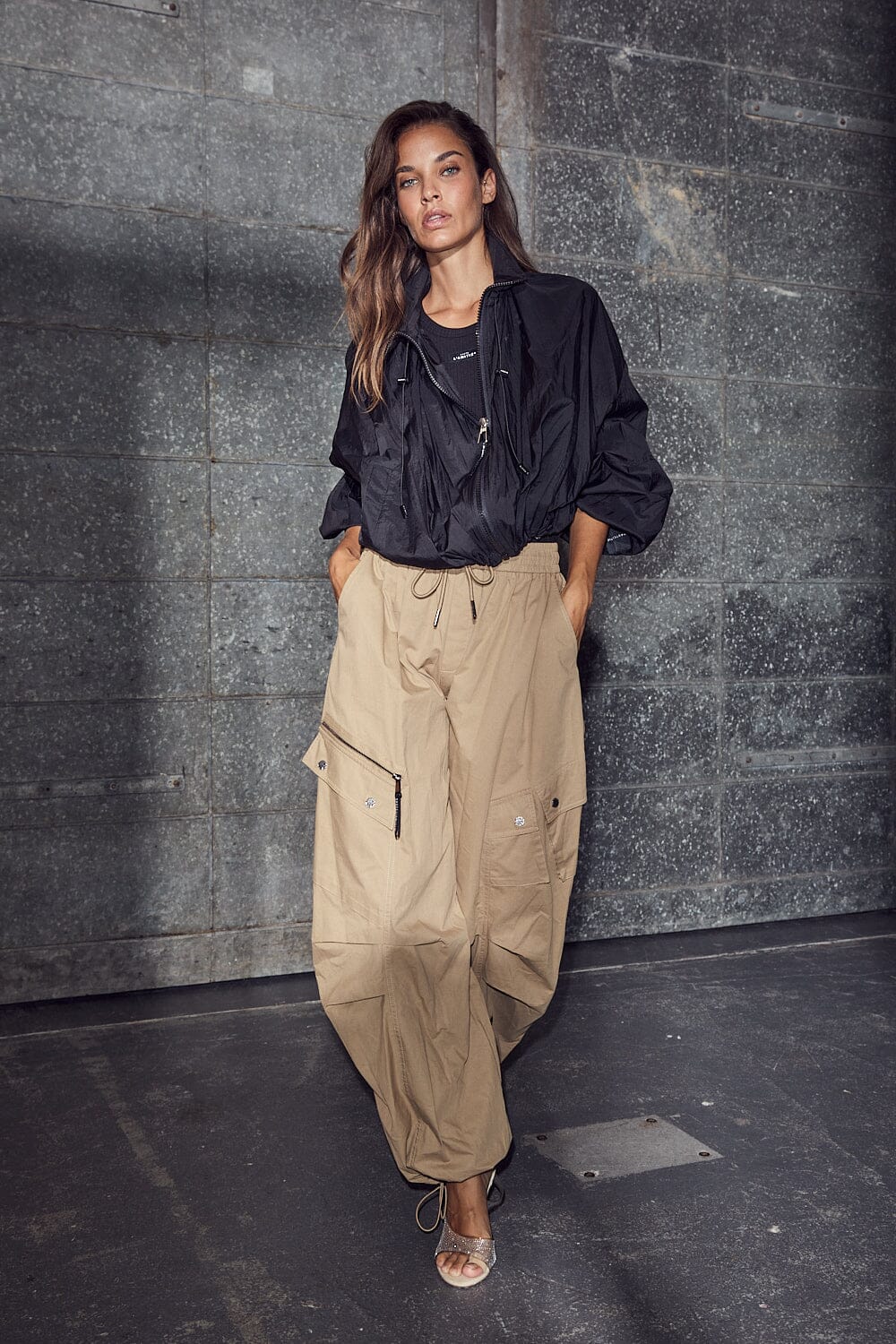 Air Zip Pant - Walnut