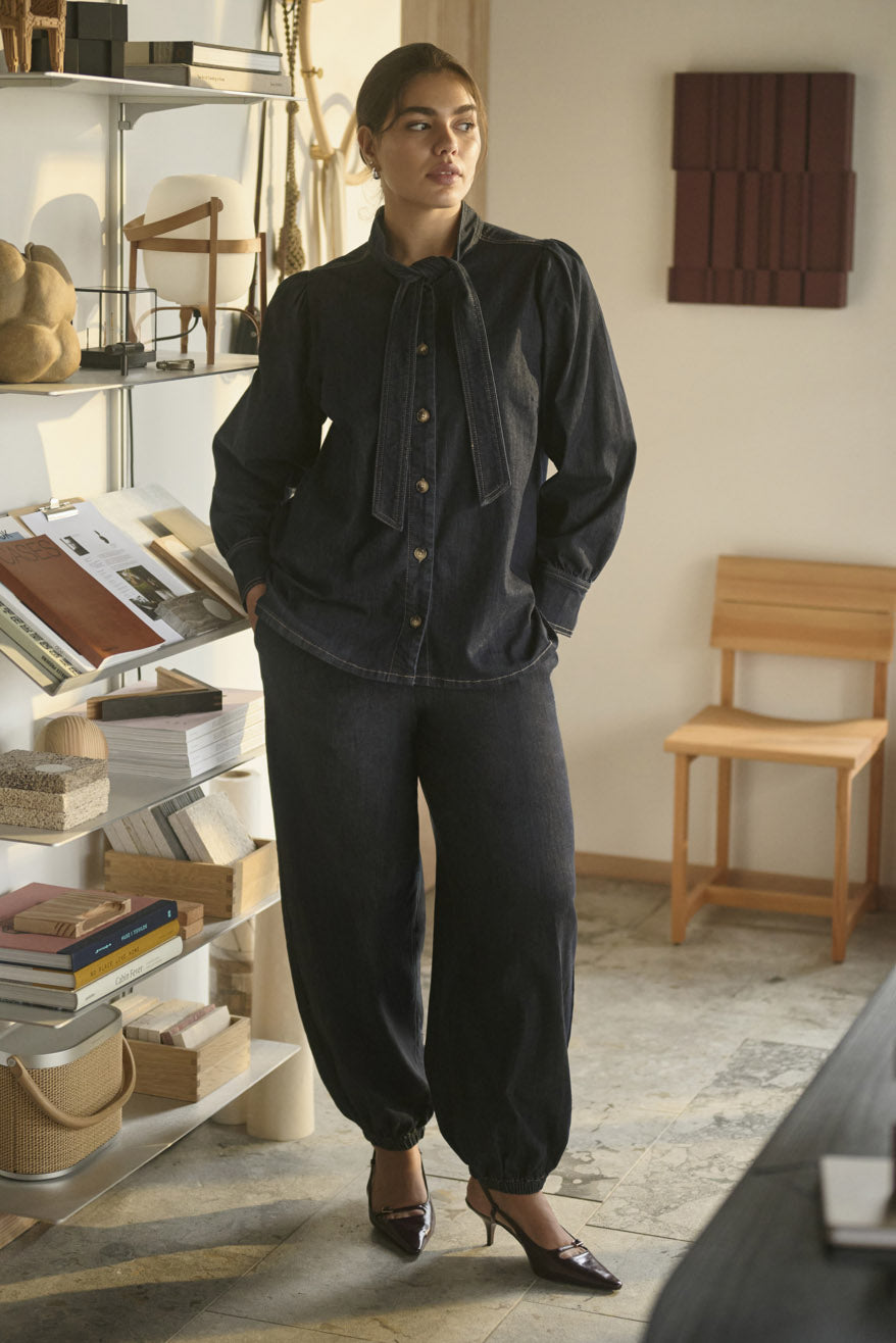 KCmally Denim Jeans - Raw blue denim