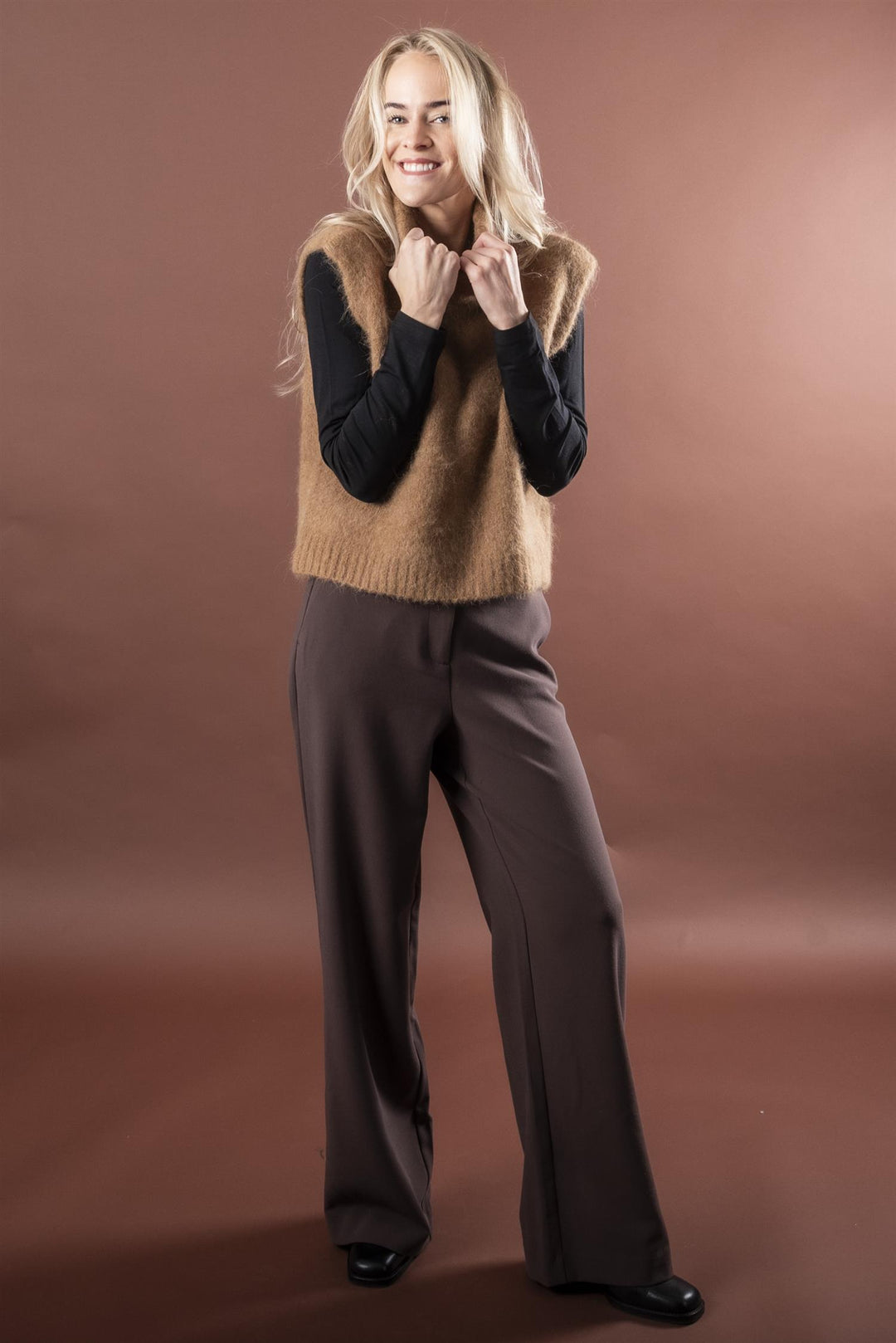 Macy Michelle HighWaist Wide Pant Long - Hot Fudge