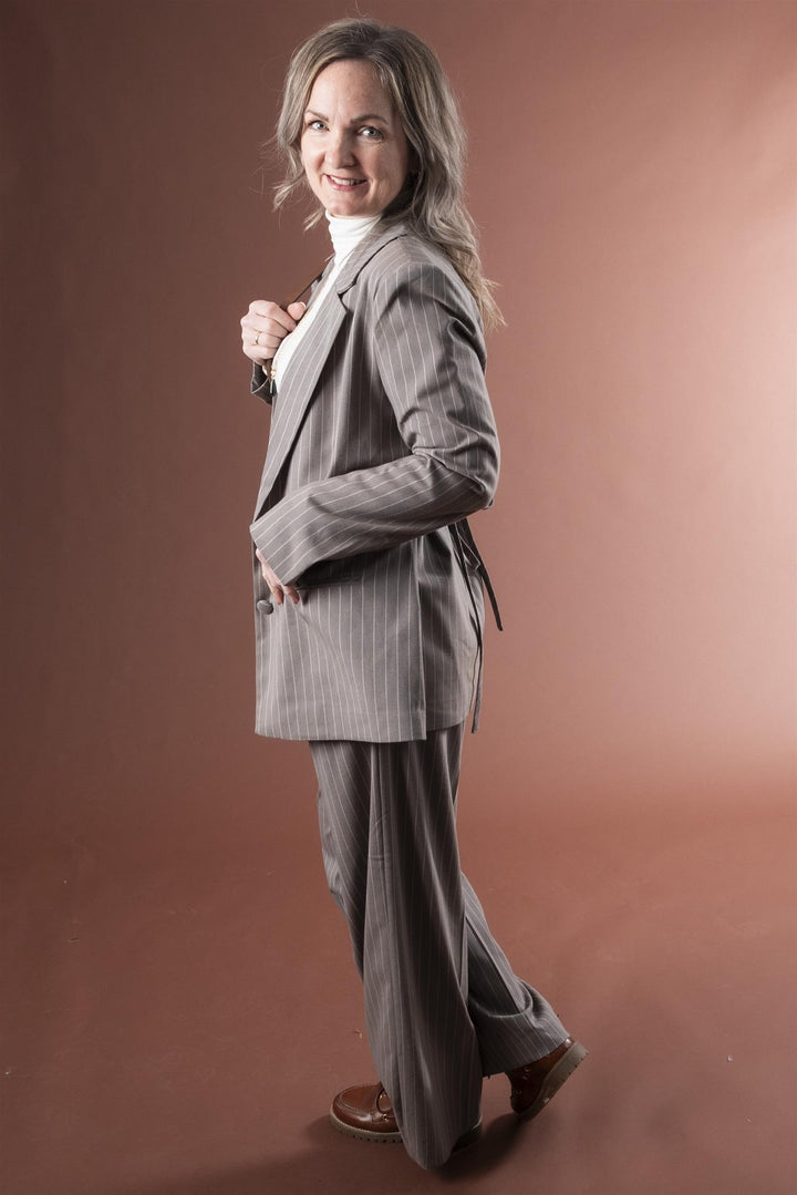 KAmeril Blazer - Beige Pinstripe