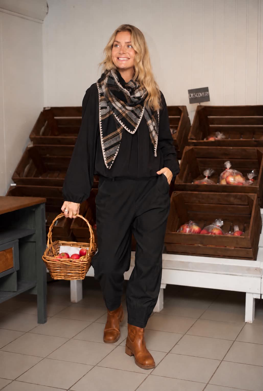 Beverly Barrel Pant - Espresso