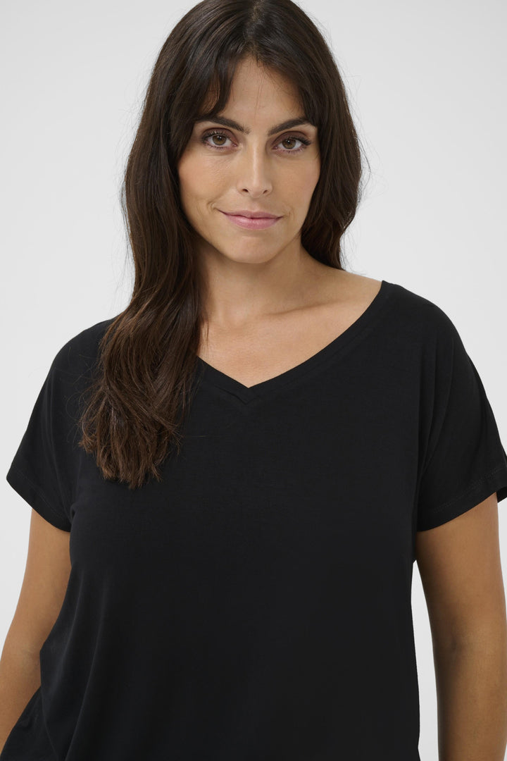 KCjena V-neck T-Shirt - Black Deep