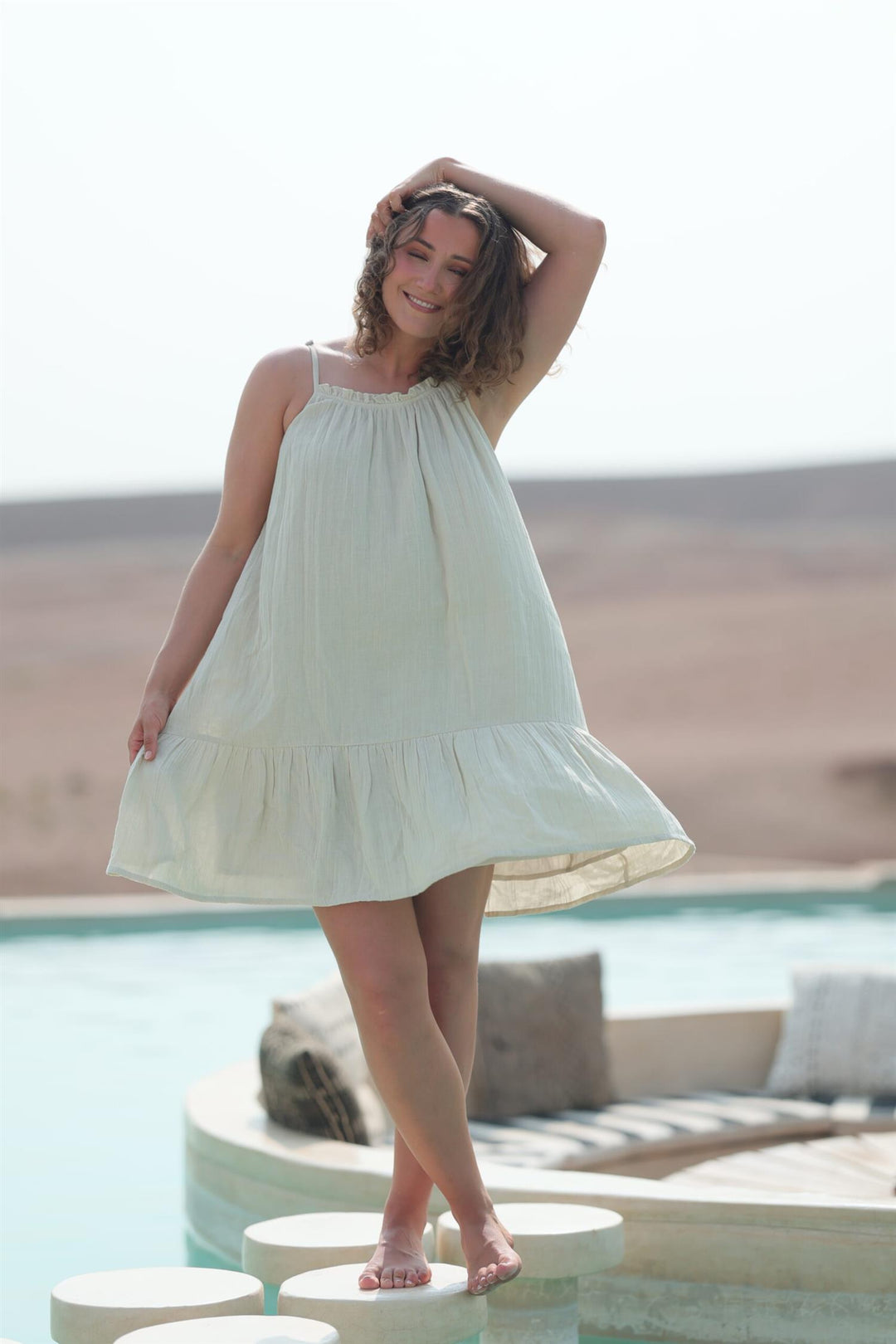 Tanger Short - White Swan