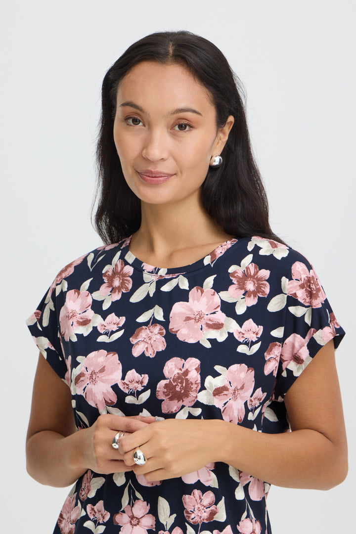 FRSEEN TEE 1 - PETAL POISE SALUTE