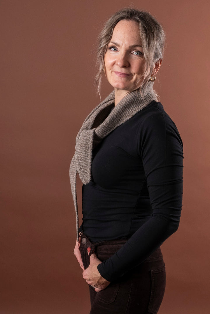BYVILKO NARROW SCARF - Walnut Melange