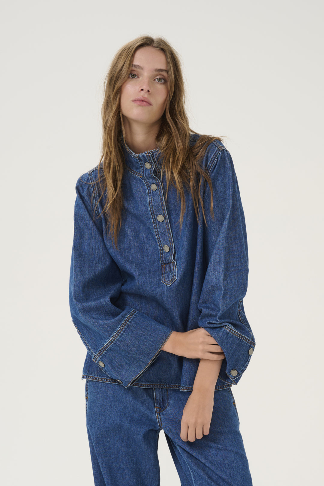 Hilma 171 Boxy Blouse - Medium Blue Wash