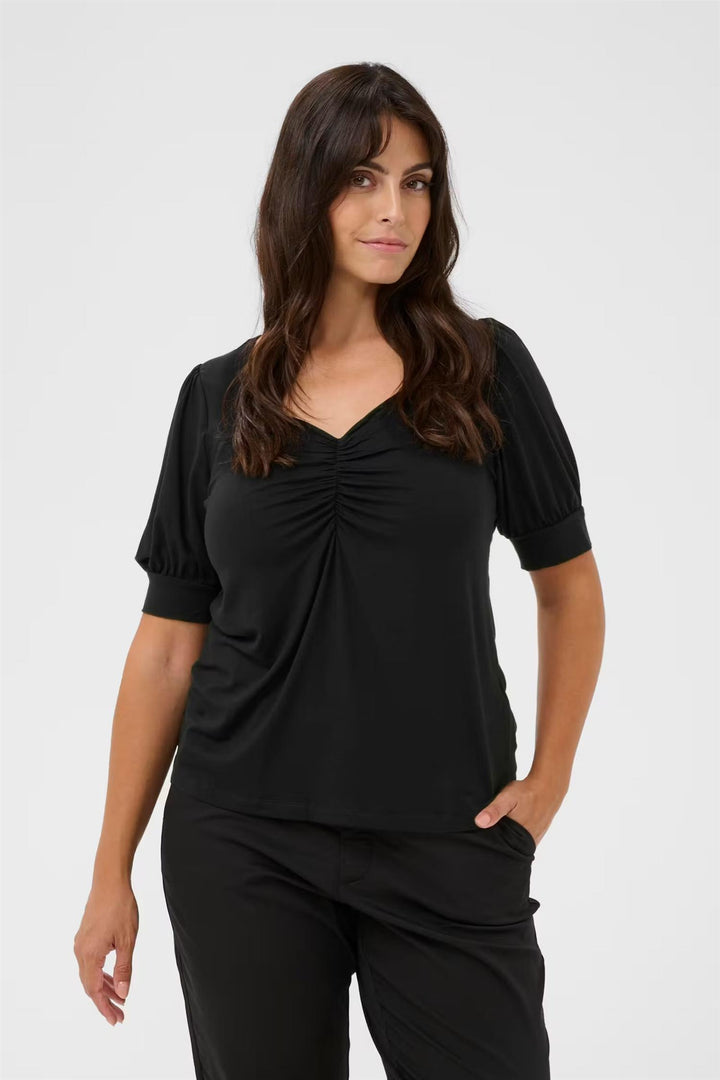 KCsissy T-Shirt - Black Deep