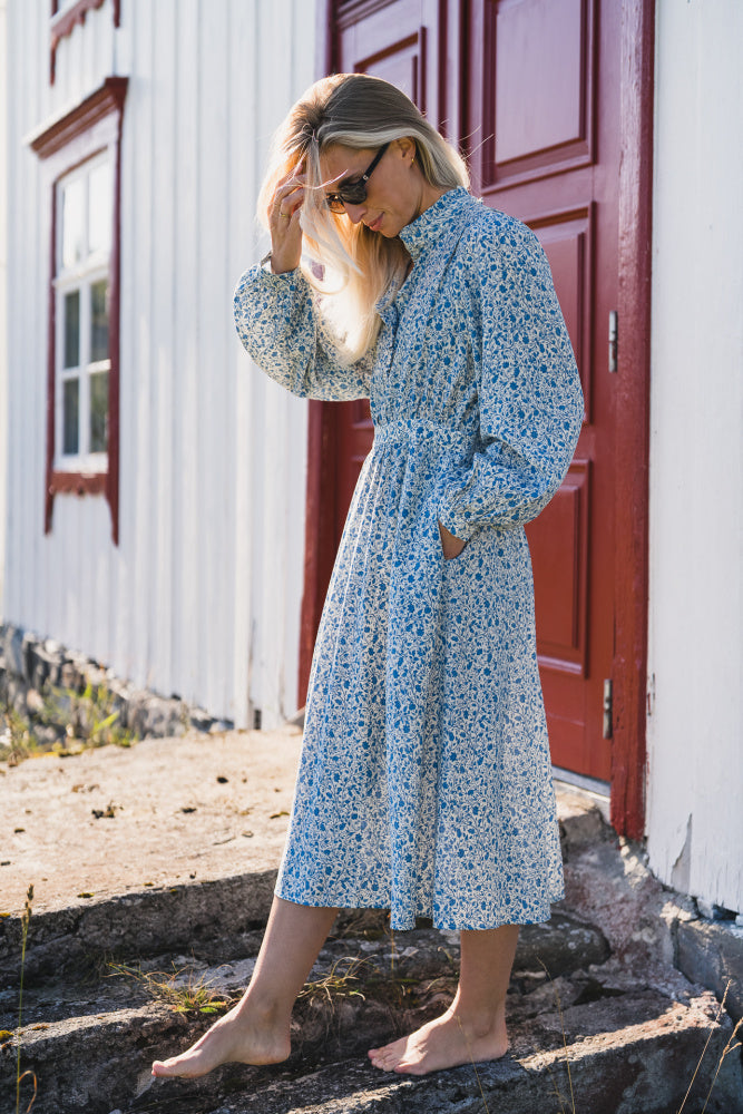 Astrid Midi Dress - Quiet Harbor Flower
