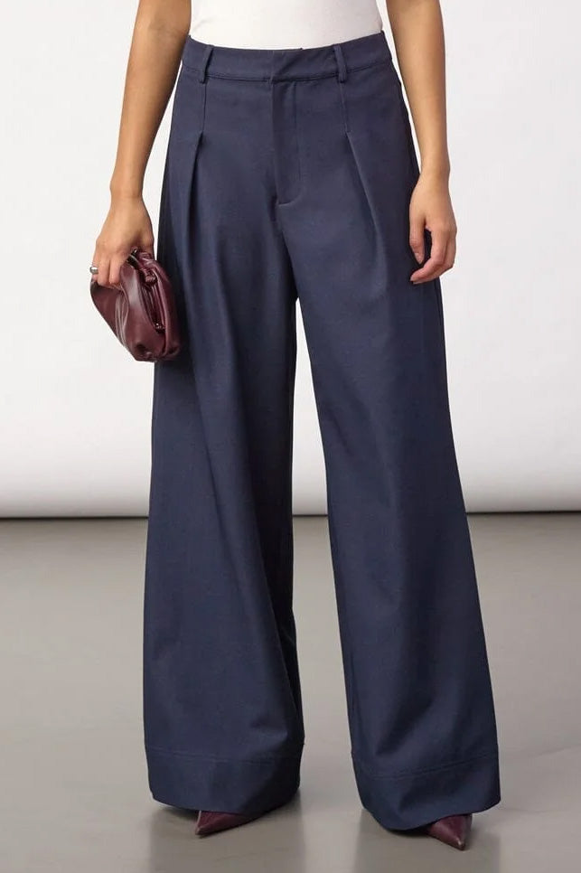 LunaCC Pleat Pant - Navy