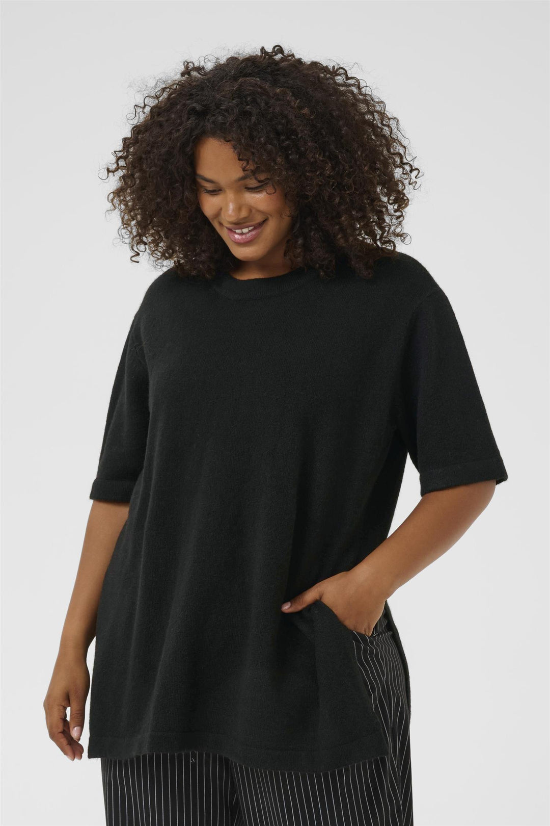 KCniela Pullover - Black