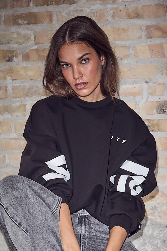 Maxi Split Logo Sweat - Navy