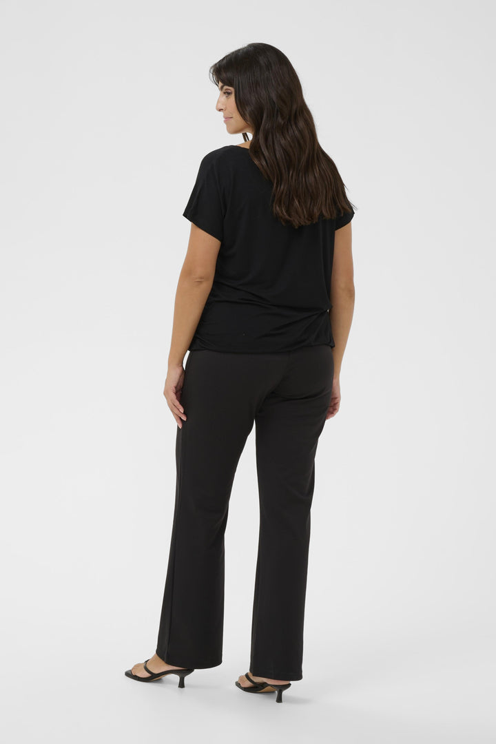 KCjena V-neck T-Shirt - Black Deep