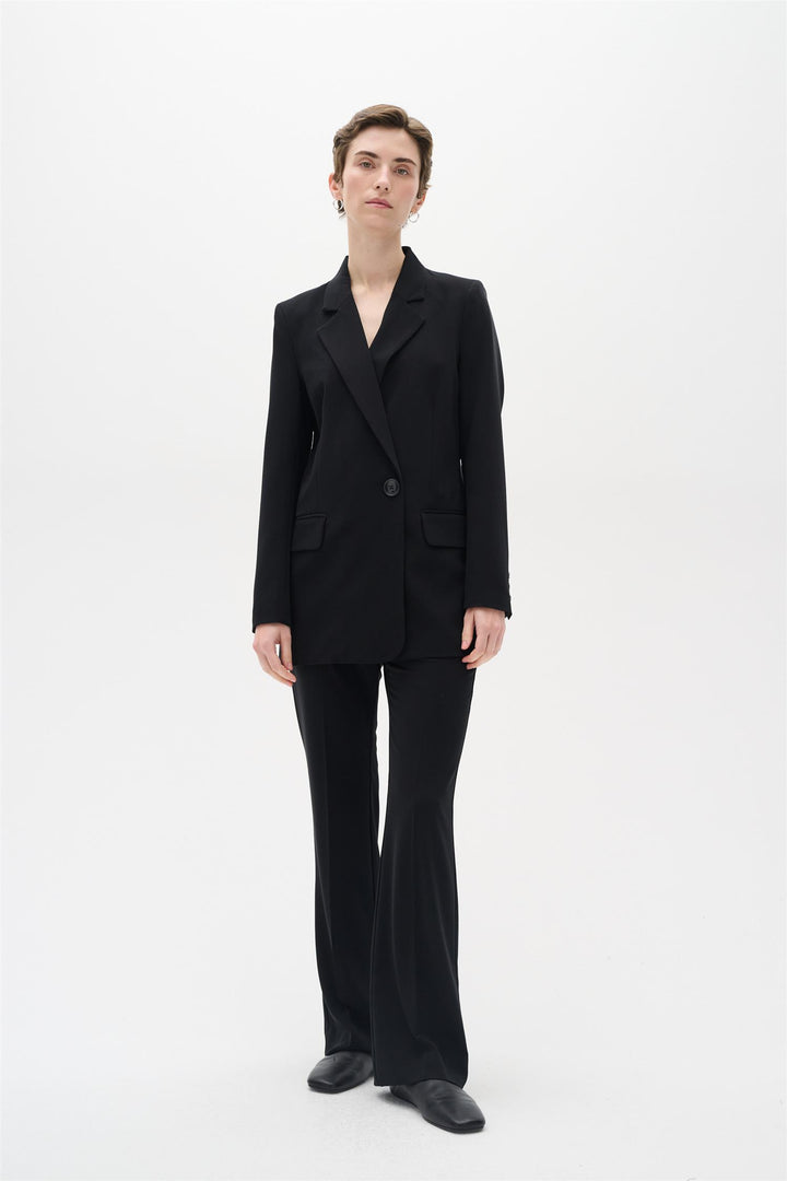 Veta Adian Bootcut Pant - Black