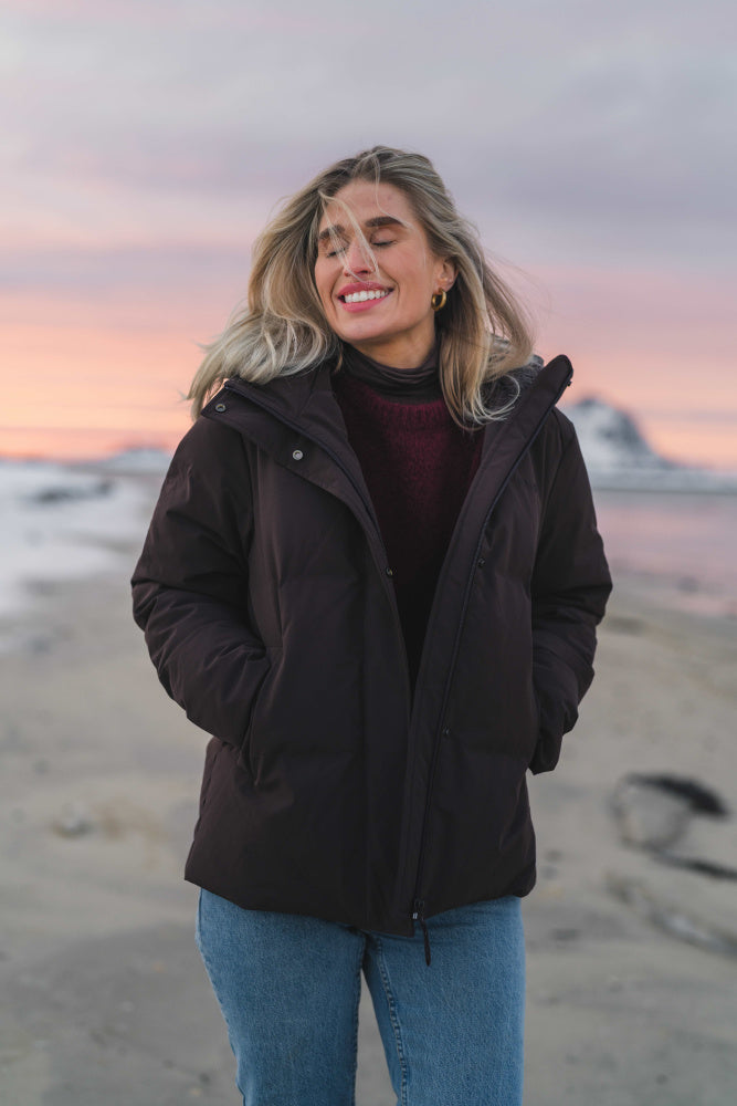 Dagny Down Jacket - Black coffee