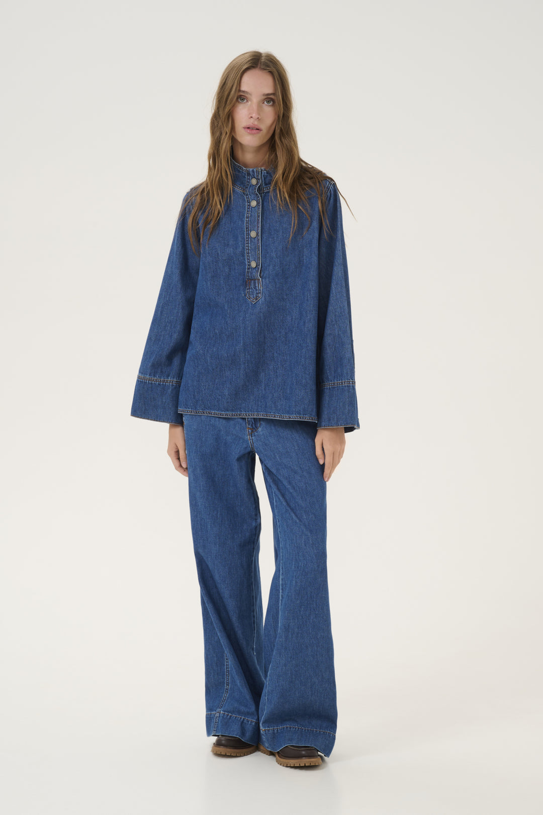 Hilma 171 Boxy Blouse - Medium Blue Wash