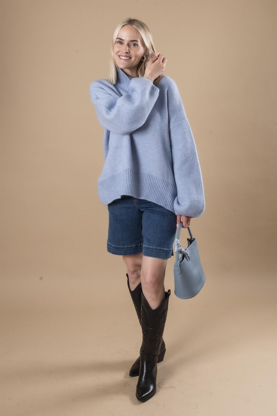 Tami Shorts - Medium J.Blue