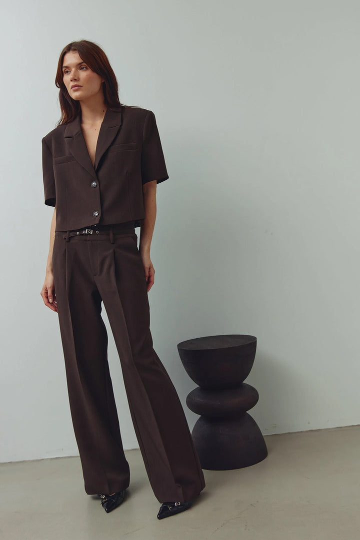 Leanne Crop Blazer - Chocolate