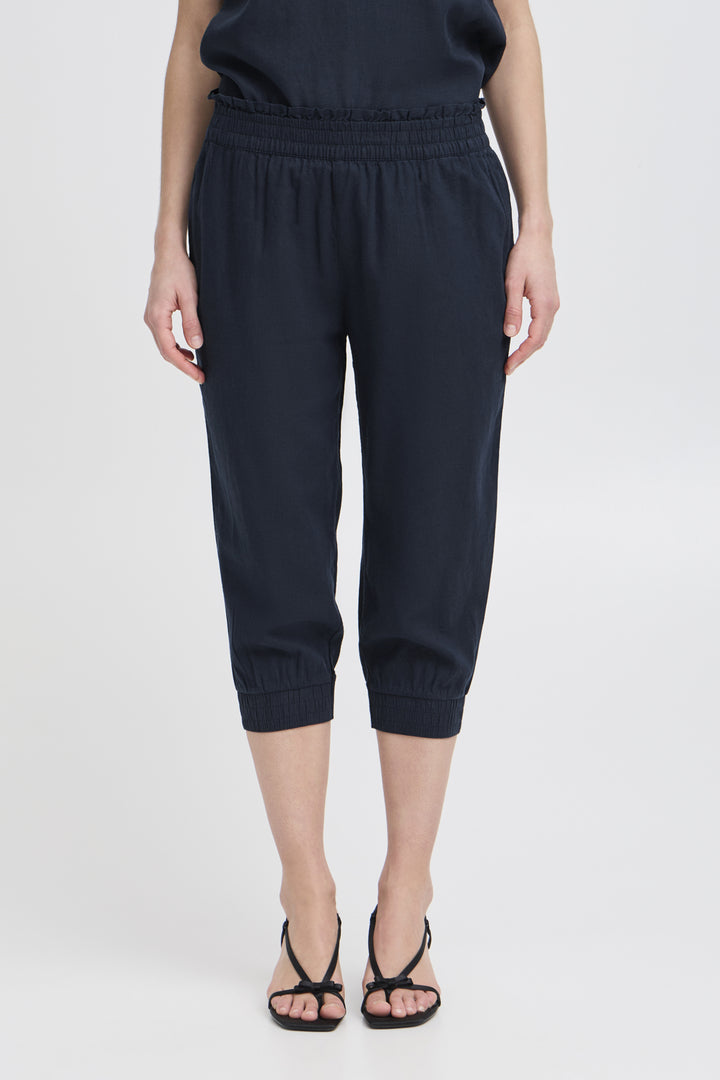 BYFALAKKA CAPRI PANTS - Copenhagen Night