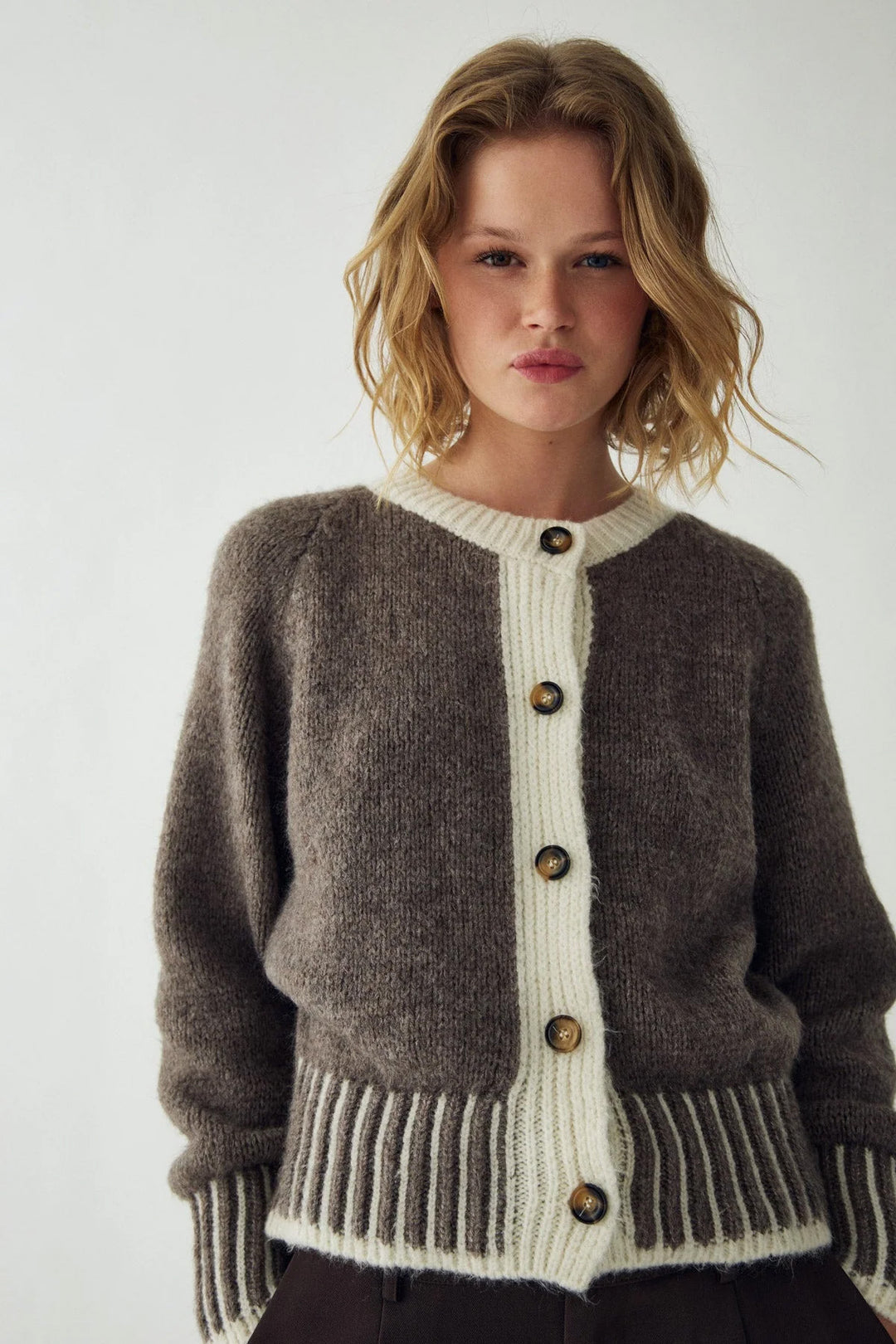 Nedra Knit Cardigan - Ash Brown Beige