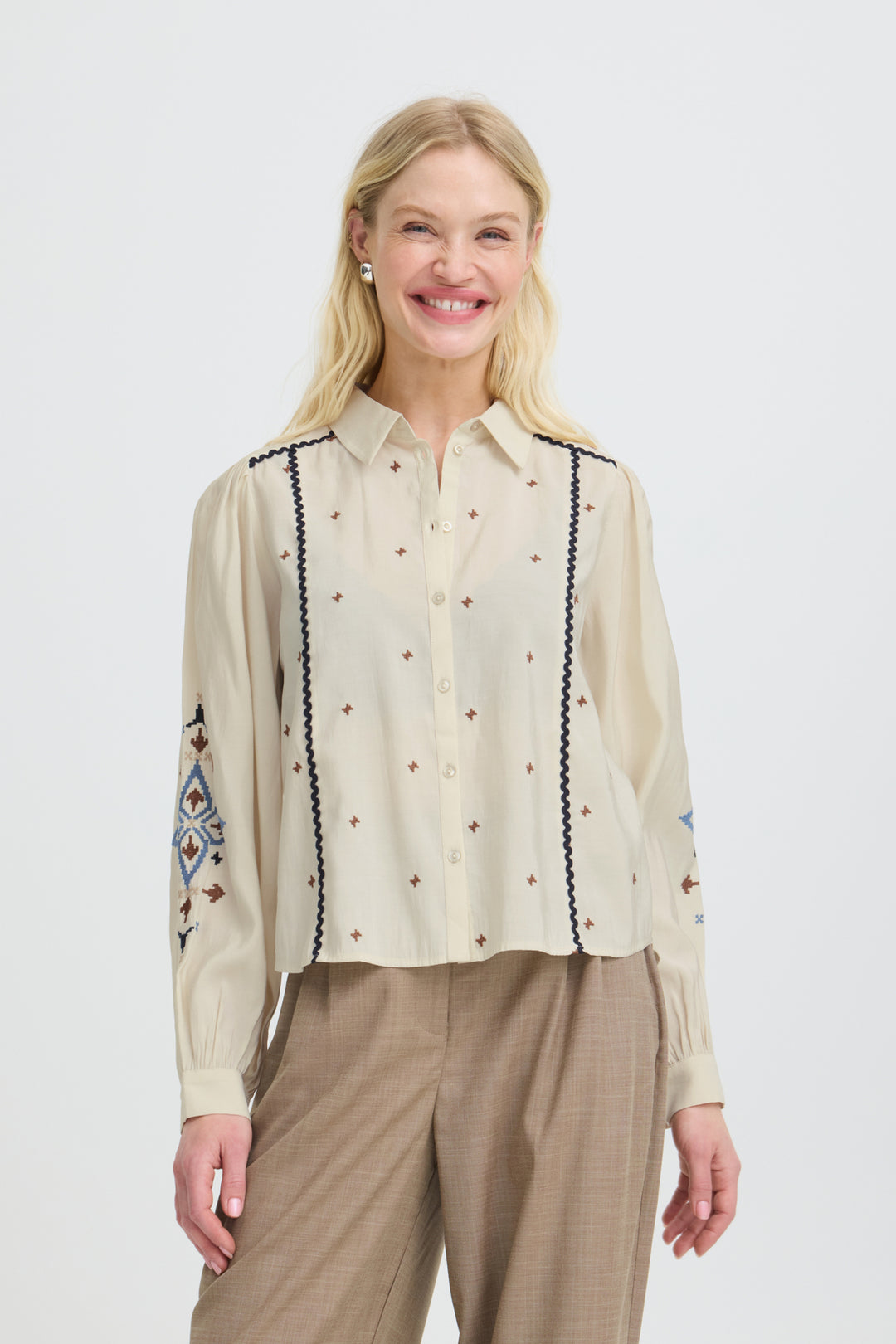 BYIRISA SHIRT - Birch