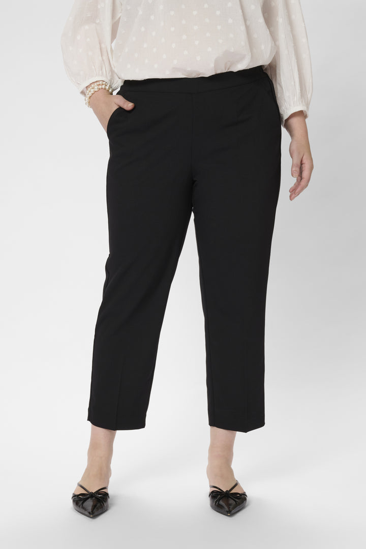 KCsakira Cropped Pants - Black Deep