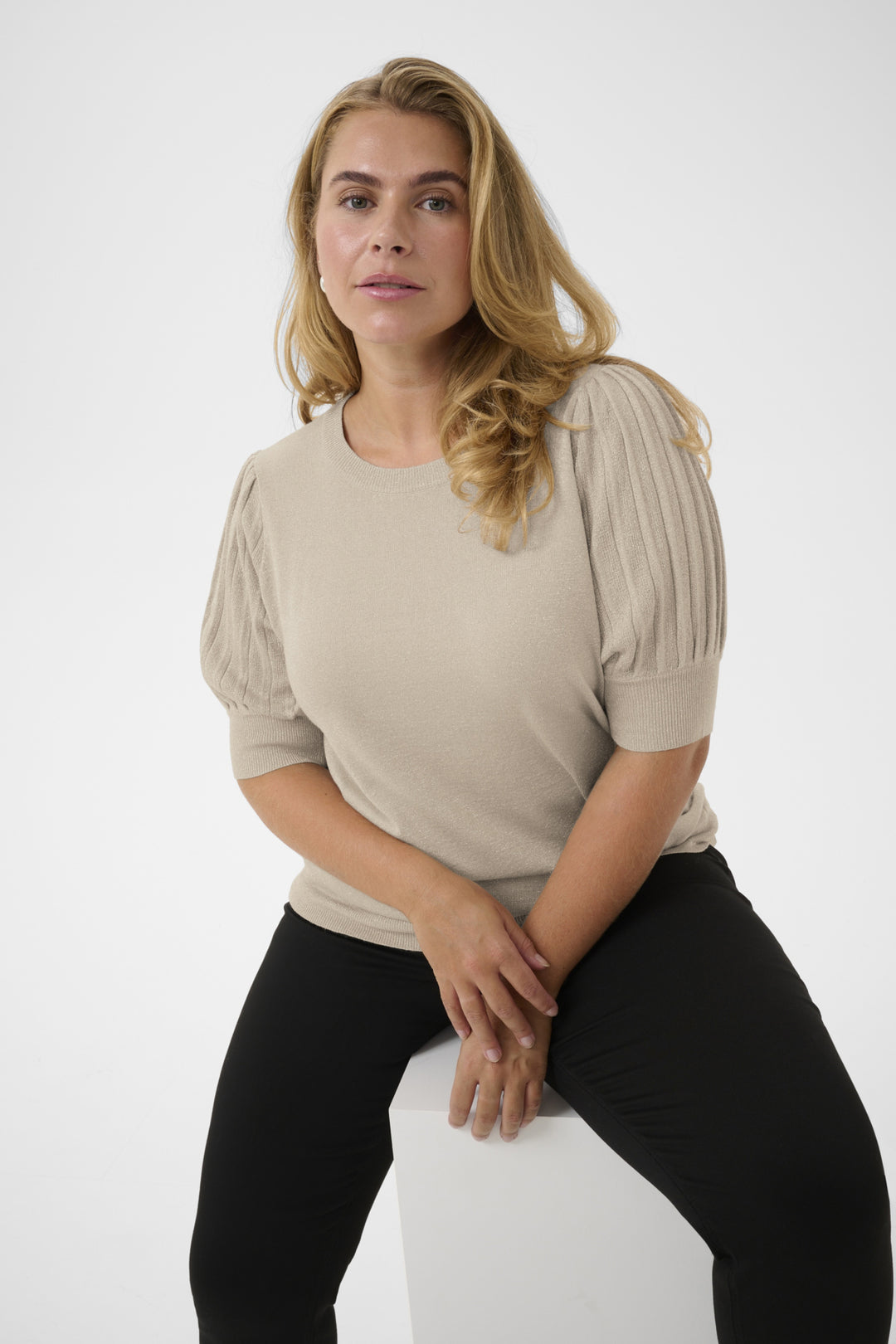 KCregitta Pleat Pullover - Feather Grey