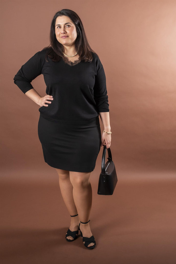 KAlizza Lace Pullover - Black