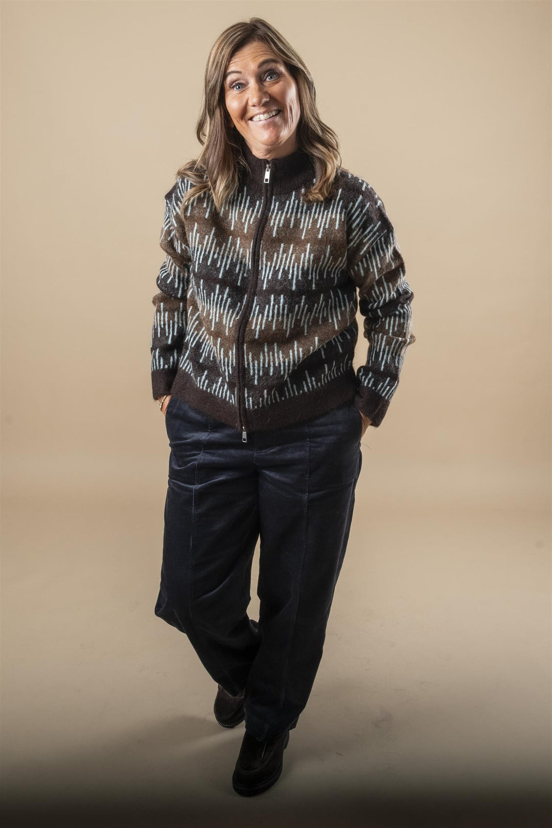 Aud Cardigan - Jord