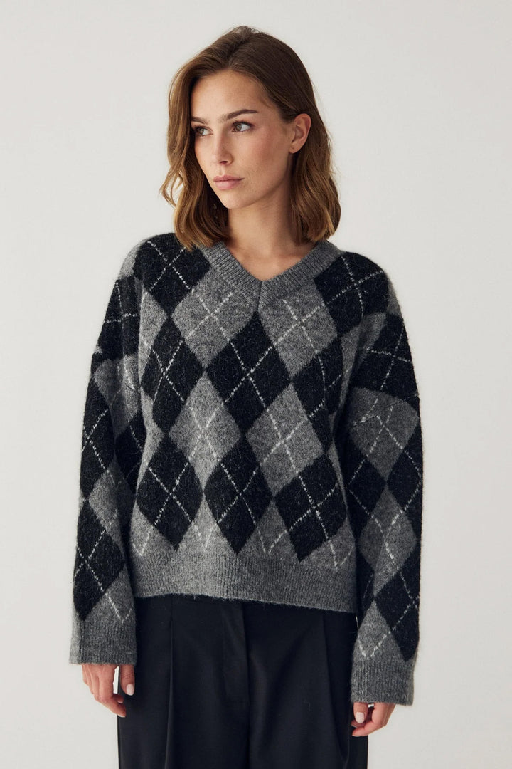 Lai V-neck Knit - Black Grey Check