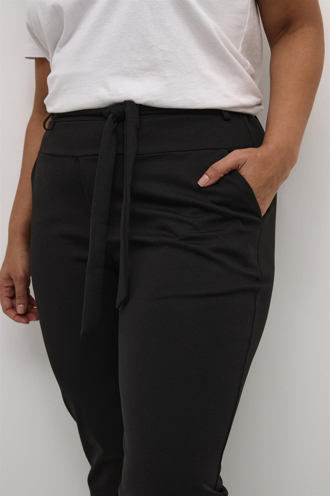 KCjenna Belt Pant - Black
