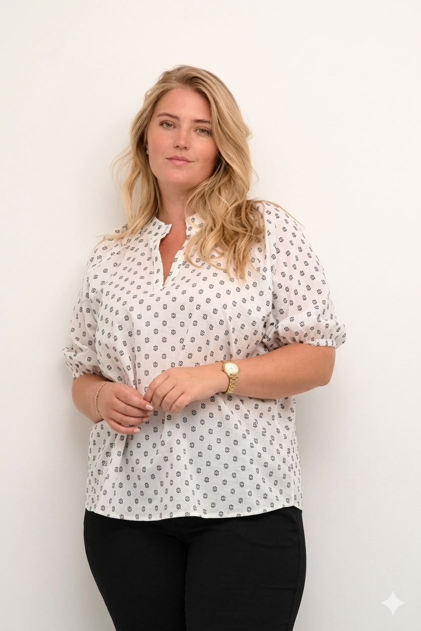 KClanni Blouse - Offwhite / Black dobby