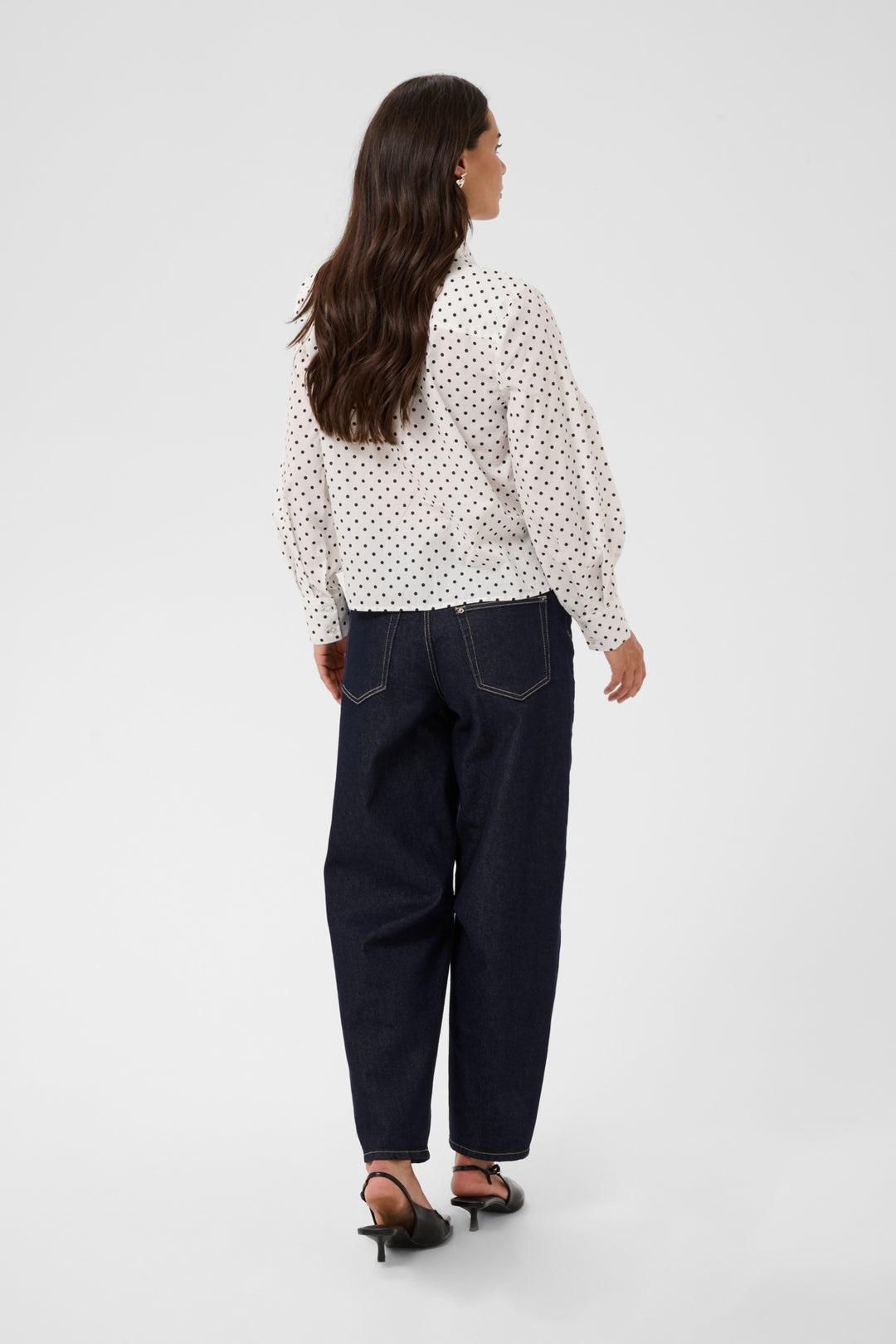 KAmilly Shirt - White W. Black Dot
