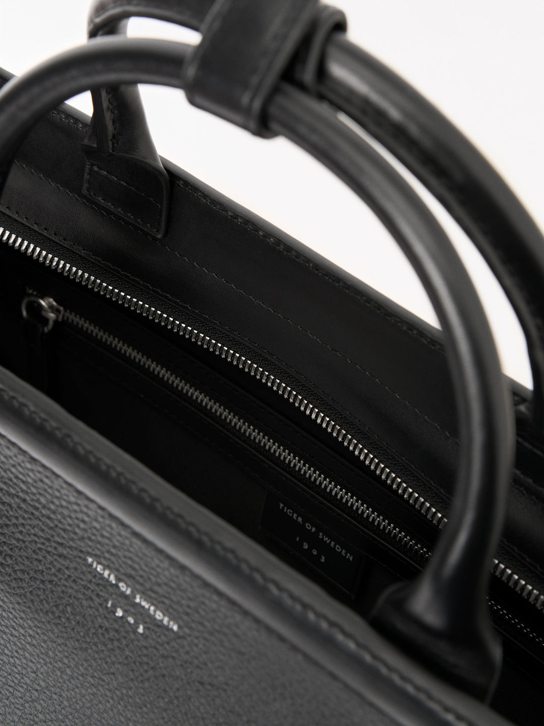 Acori Leather Office Bag - Black