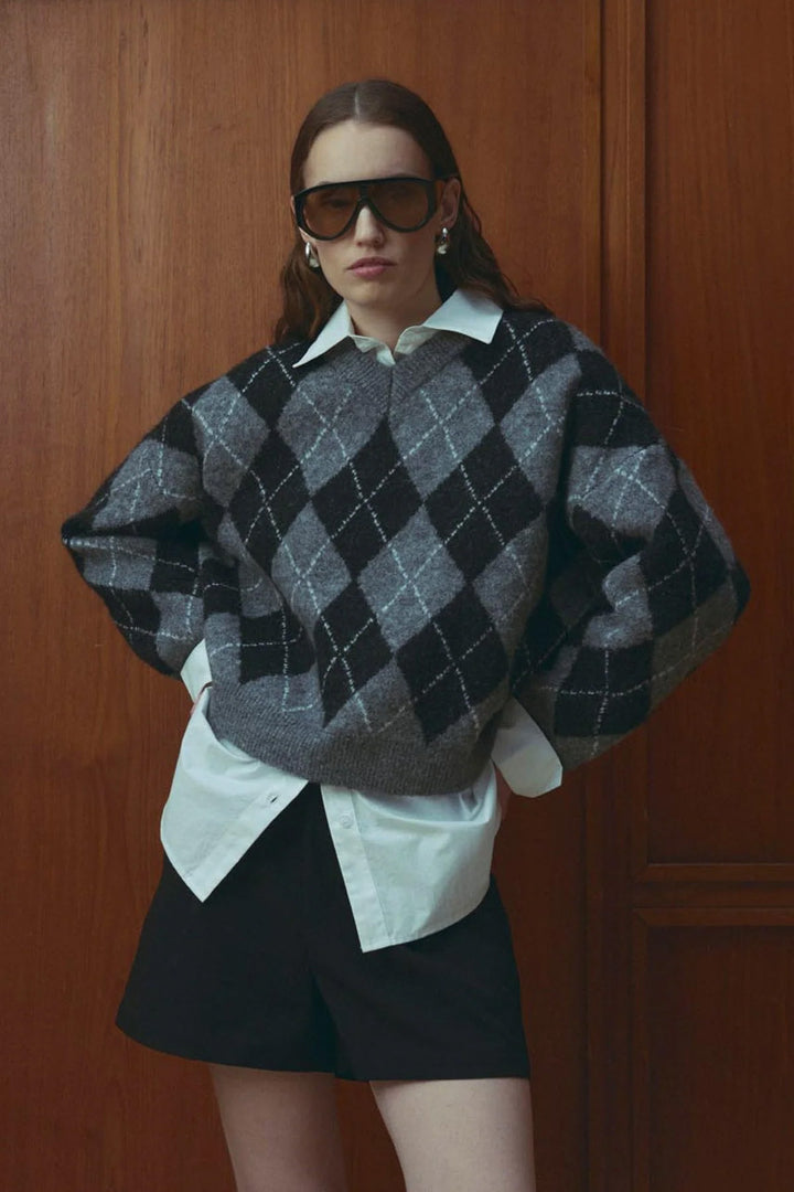 Lai V-neck Knit - Black Grey Check