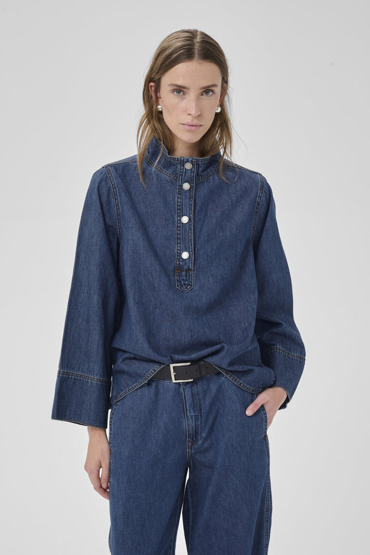 Hilma 171 Boxy Blouse - Medium Blue Wash